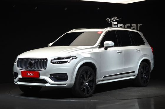 Volvo XC90 B6 Ultra Bright — пробег 6 356 км — фото 1 из 5