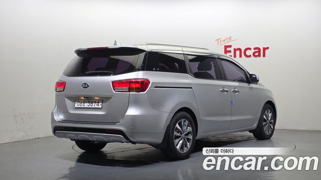 Kia Carnival из Кореи Encar