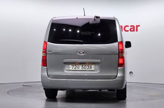 Hyundai Starex Wagon 12-Seater Smart — пробег 78 066 км — фото 4 из 5