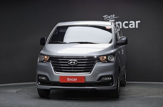 Hyundai Starex Van 5-Seater Smart — пробег 25 372 км — фото 3 из 5