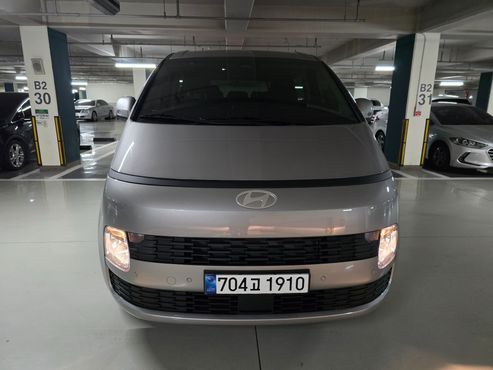 Hyundai Staria L3.5 Tourer 11-Seater Modern — пробег 500 км — фото 1 из 5