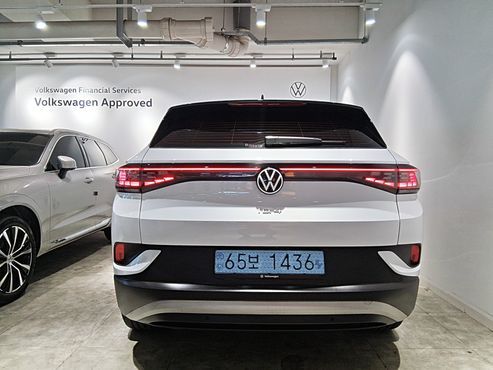 Volkswagen ID.4 Pro — пробег 9 401 км — фото 4 из 5