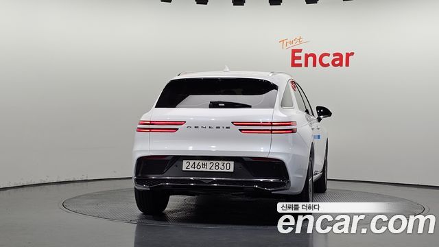 Genesis GV70 из Кореи Encar