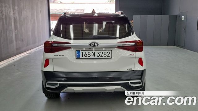 Kia Seltos из Кореи Encar