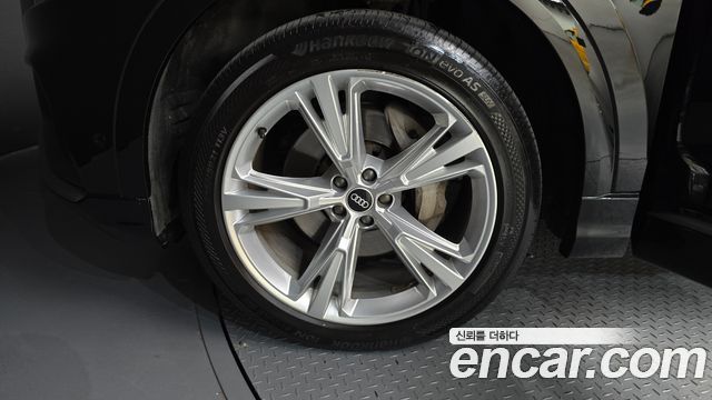 Audi Q8 из Кореи Encar