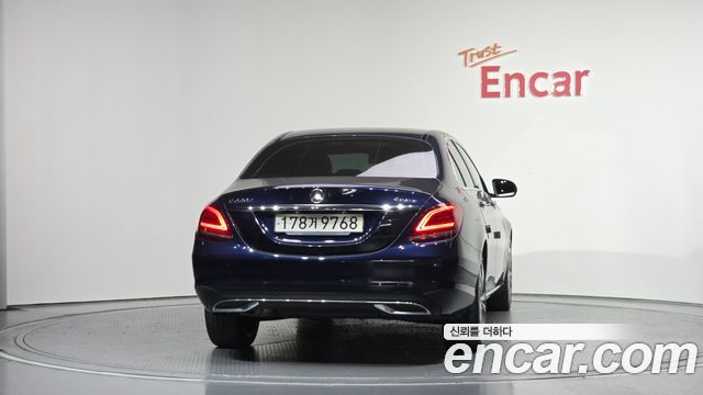 Mercedes-Benz C-Class из Кореи Encar