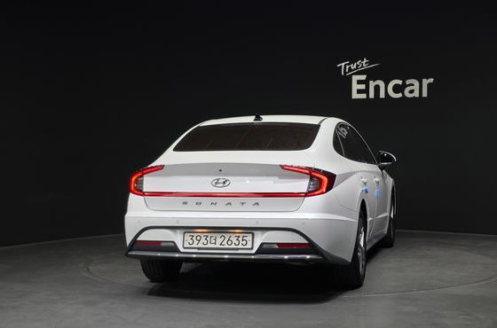 Hyundai Sonata 2.0 Premium Family — пробег 56 766 км — фото 4 из 5