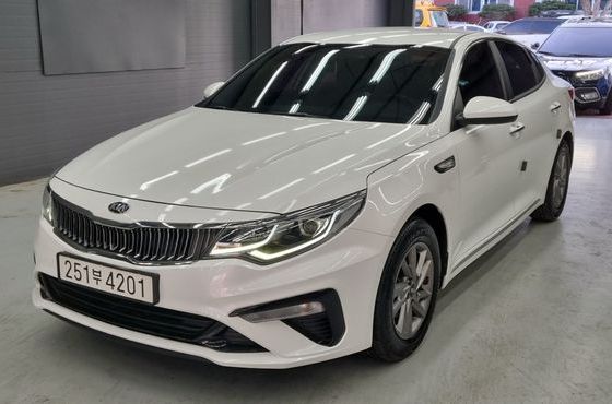 Kia K5 2.0 LPI Rental Car Luxury — пробег 70 082 км — фото 1 из 5