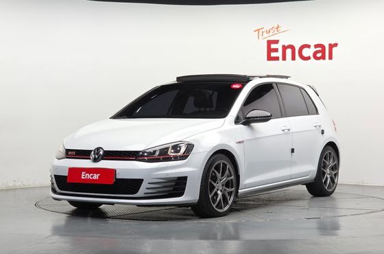 Volkswagen Golf 2.0 GTI — пробег 95 120 км — фото 1 из 5