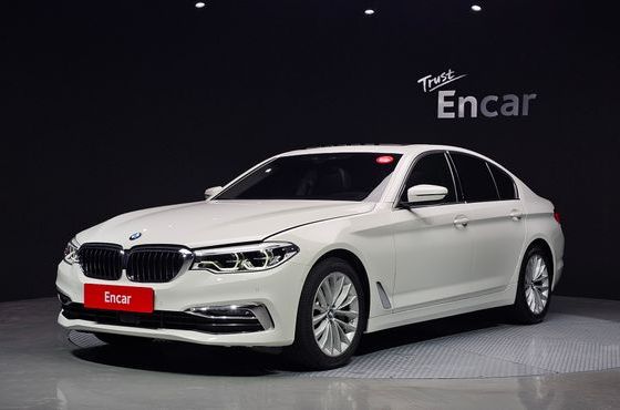 BMW 5-Series 530i xDrive Luxury Plus — пробег 160 202 км — фото 1 из 5