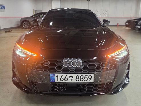 Audi A6 40 TFSI Advanced — пробег 720 км — фото 1 из 5