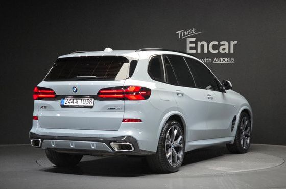 BMW X5 xDrive 40i M Sport — пробег 12 247 км — фото 2 из 5