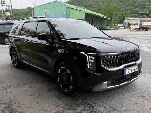 Kia Carnival HEV 9seater Signature — пробег 1 630 км — фото 2 из 5