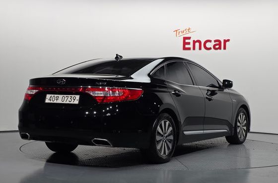 Hyundai Grandeur Premium — пробег 120 582 км — фото 2 из 5