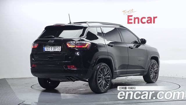 Jeep Compass из Кореи Encar