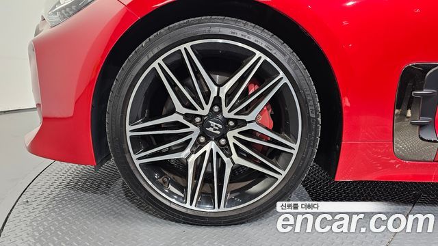 Kia Stinger из Кореи Encar