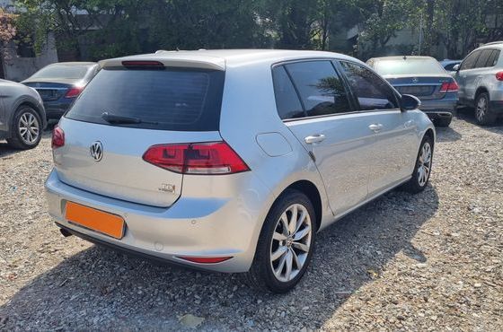 Volkswagen Golf 1.6 TDI — пробег 143 855 км — фото 4 из 5
