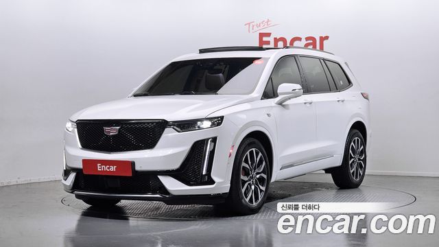 Cadillac XT6 3.6 Sport — пробег 71 830 км — фото 1 из 5