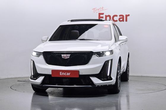 Cadillac XT6 3.6 Sport — пробег 71 830 км — фото 3 из 5