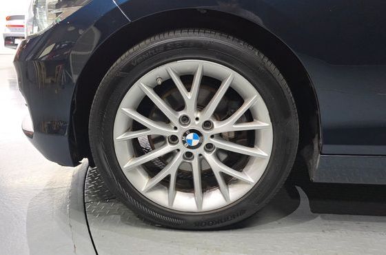 BMW 1-Series 118d Sport 5Door — пробег 123 015 км — фото 5 из 5