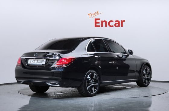 Mercedes-Benz C-Class C220 d 4MATIC Exclusive — пробег 46 563 км — фото 2 из 5