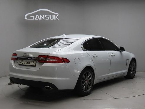 Jaguar XF 3.0D Luxury X250 — пробег 108 094 км — фото 4 из 5