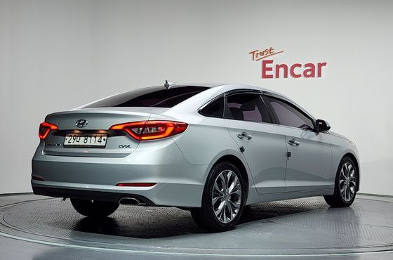 Hyundai Sonata 2.0 Premium — пробег 115 251 км — фото 2 из 5