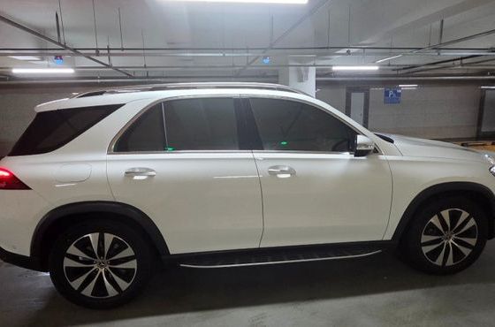 Mercedes-Benz GLE-Class GLE300d 4MATIC — пробег 9 100 км — фото 4 из 5