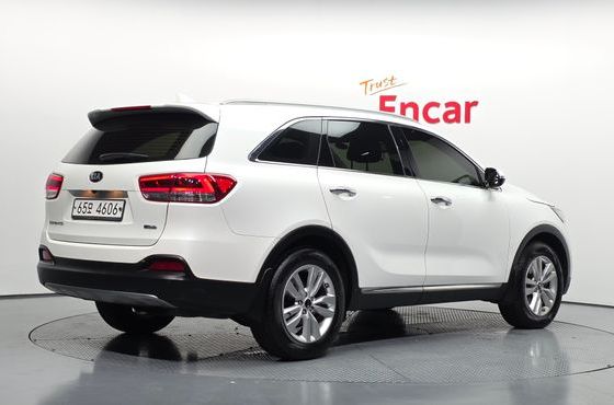 Kia Sorento Diesel 2.0 2WD Prestige — пробег 62 715 км — фото 2 из 5