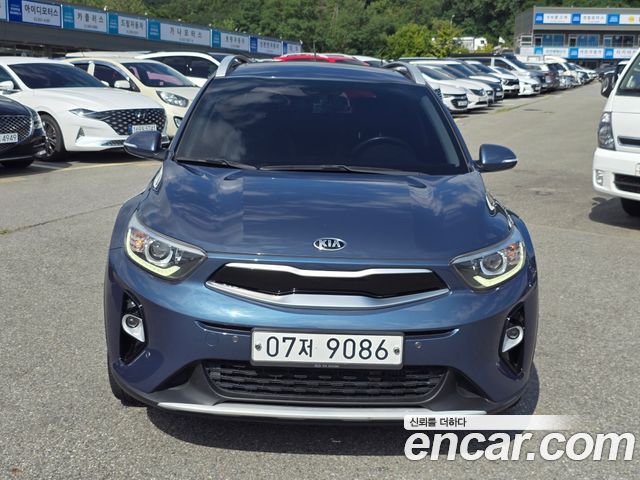 Kia Stonic Diesel 1.6 Prestige — пробег 76 830 км — фото 2 из 5