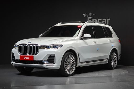 BMW X7 xDrive 40i Design Pure Excellence 6-Seater — пробег 95 452 км — фото 1 из 5