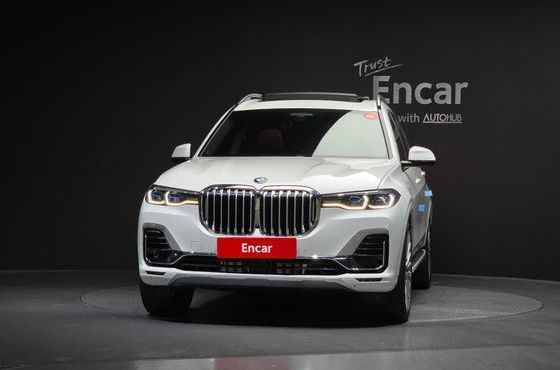 BMW X7 xDrive 40i Design Pure Excellence 6-Seater — пробег 95 452 км — фото 3 из 5