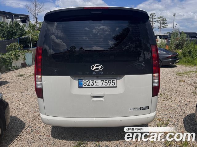 Hyundai Staria из Кореи Encar
