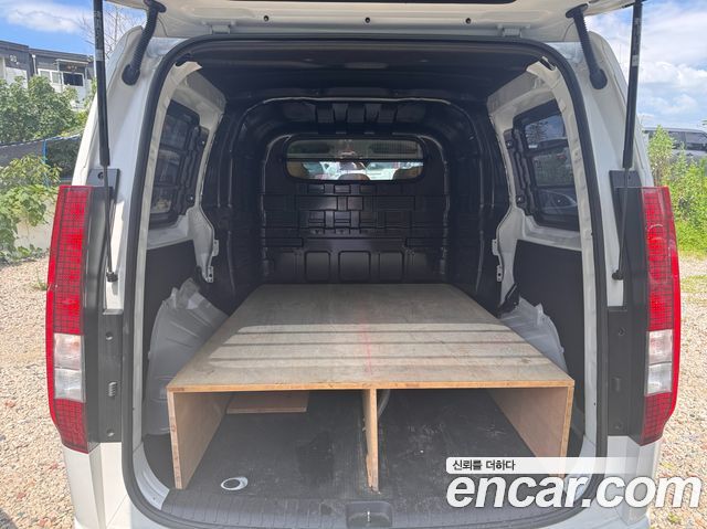 Hyundai Staria из Кореи Encar