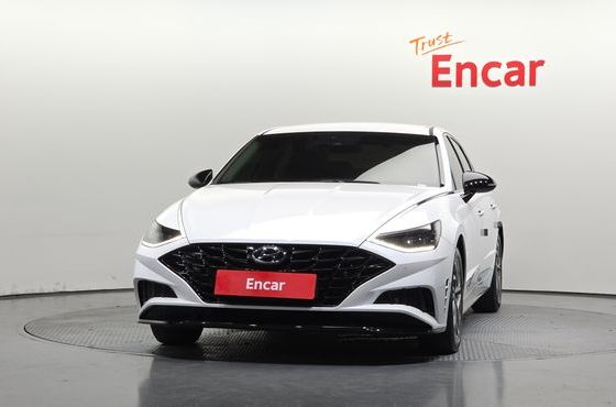 Hyundai Sonata 2.0 Premium Plus — пробег 47 613 км — фото 3 из 5