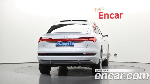 Audi e-tron из Кореи Encar