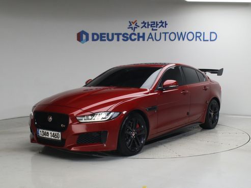 Jaguar XE 3.0 SC S — пробег 111 474 км — фото 2 из 5
