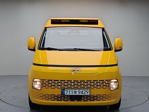Hyundai Staria L3.5 Kinder Safety Car 15-Seater — пробег 36 253 км — фото 3 из 5