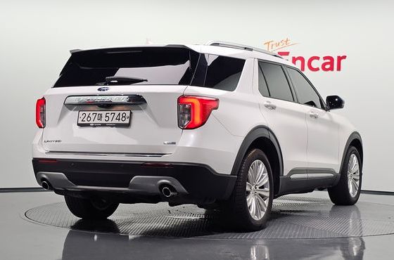 Ford Explorer 2.3 LimIted 4WD — пробег 127 442 км — фото 2 из 5