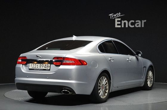 Jaguar XF 2.2D Luxury X250 — пробег 116 709 км — фото 2 из 5