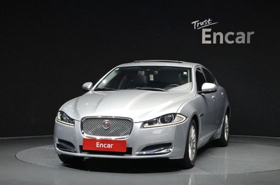Jaguar XF 2.2D Luxury X250 — пробег 116 709 км — фото 3 из 5
