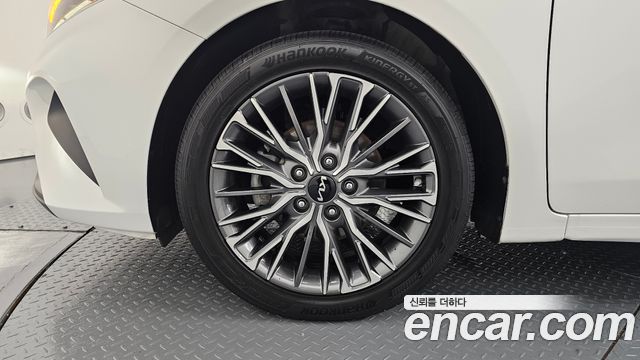 Kia K3 из Кореи Encar