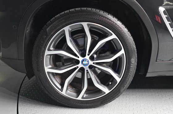 BMW X3 xDrive 30e — пробег 79 703 км — фото 5 из 5
