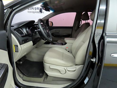 Kia Carnival 11-Seater Deluxe — пробег 159 224 км — фото 5 из 5