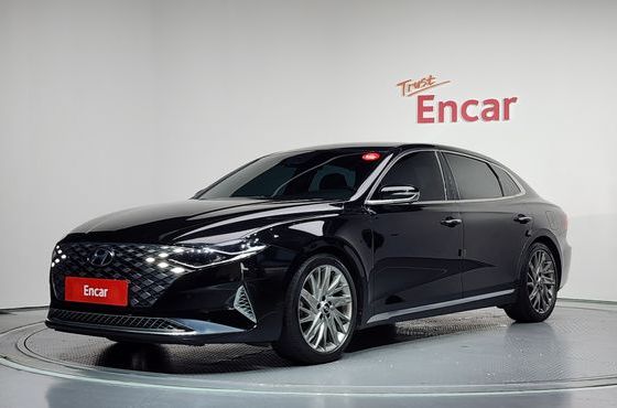 Hyundai Grandeur 2.5 Calligraphy — пробег 56 027 км — фото 1 из 5