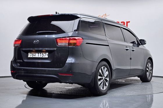 Kia Carnival 11-seater Prestige — пробег 170 875 км — фото 2 из 5