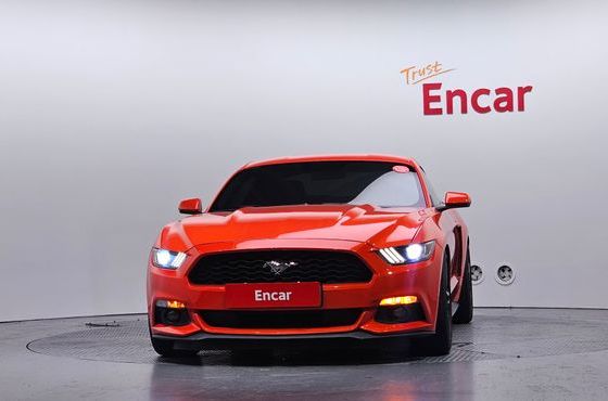 Ford Mustang Coupe — пробег 98 972 км — фото 3 из 5