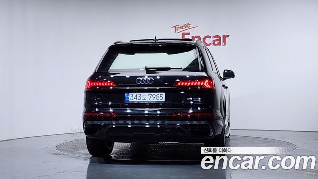 Audi Q7 55 TFSI Quattro Premium — пробег 27 107 км — фото 4 из 5