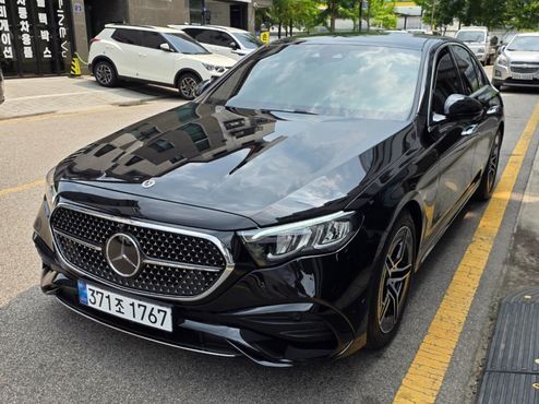 Mercedes-Benz E-Class E200 AMG Line — пробег 800 км — фото 2 из 5