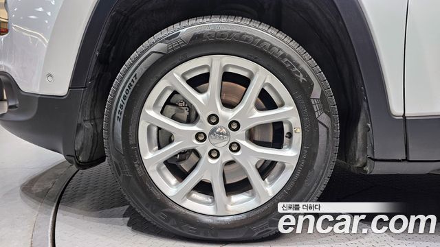 Jeep Cherokee из Кореи Encar